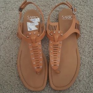 Franco Sarto sandals thong
